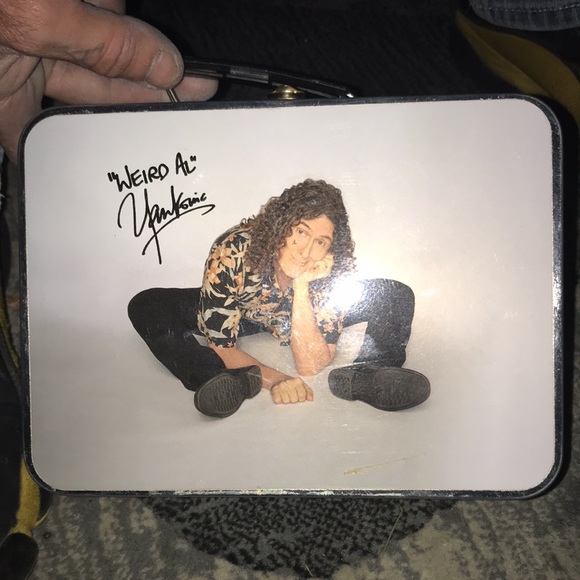 Vintage signed Weird Al Yankovich lunch box - Picture 2 of 2